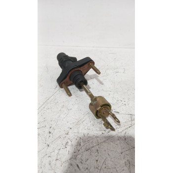 Recambio de bombin embrague para toyota avensis (_t25_) 1.8 (zzt251_) referencia OEM IAM 3142005021  