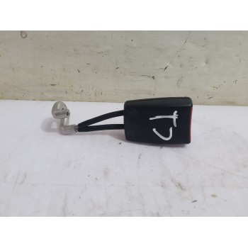 ENGANCHE CINTURON TRASERO DERECHO 3B0857740B 