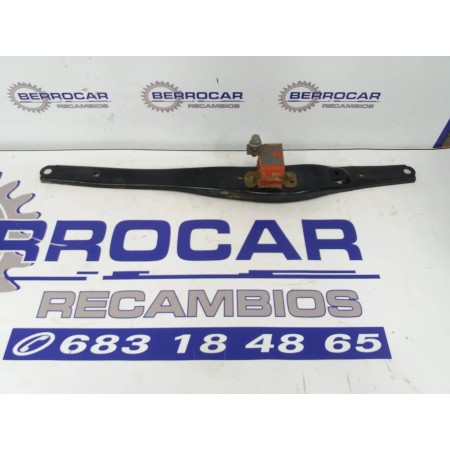 Recambio de travesaño inferior para dacia duster (hs_) 1.5 dci 4x4 (hsmc, hsmd) referencia OEM IAM 544690003R  