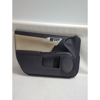 GUARNECIDO PUERTA DELANTERA IZQUIERDA 67778X1B07/67612X1B19 