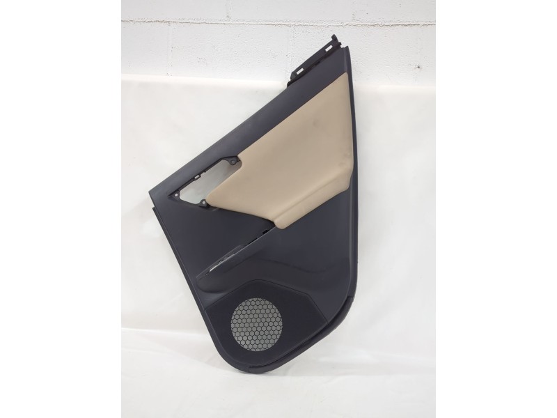 Recambio de guarnecido puerta trasera derecha para lexus ct (zwa10_) 200h (zwa10_) referencia OEM IAM 67613X1B11  