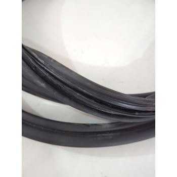 Recambio de goma contorno para lexus ct (zwa10_) 200h (zwa10_) referencia OEM IAM 6788176010  