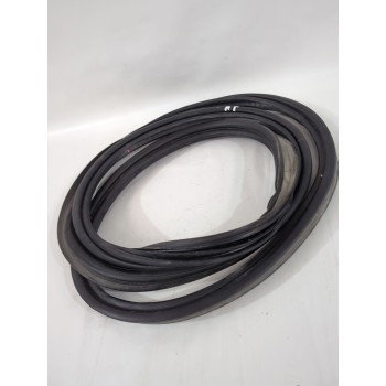 Recambio de goma contorno para lexus ct (zwa10_) 200h (zwa10_) referencia OEM IAM 6788176010  