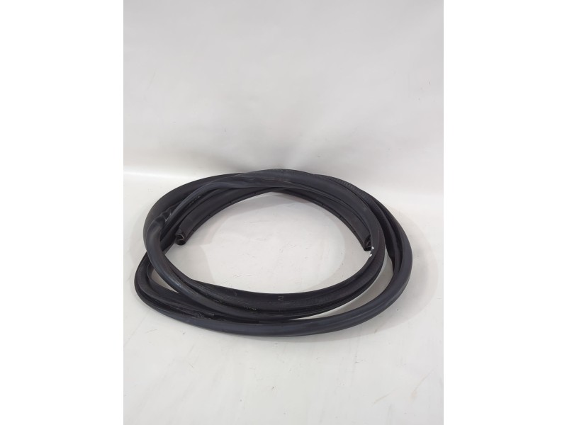 Recambio de gomas contorno puerta para lexus ct (zwa10_) 200h (zwa10_) referencia OEM IAM 6787176010  