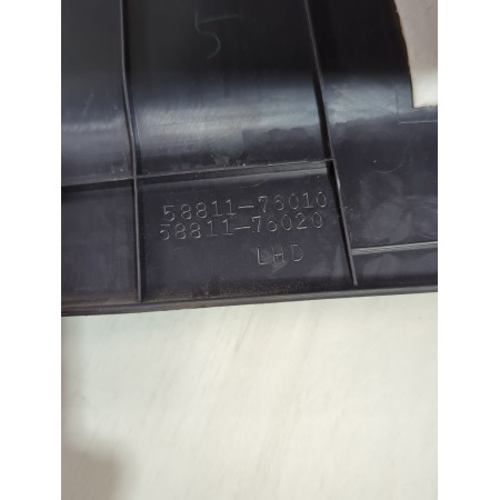 Recambio de consola central para lexus ct (zwa10_) 200h (zwa10_) referencia OEM IAM 5891176010A1  