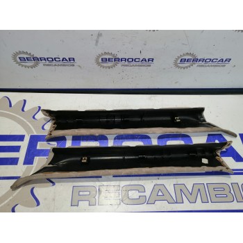 Recambio de moldura para saab 9-3 berlina 2.0 cat referencia OEM IAM 4936605  