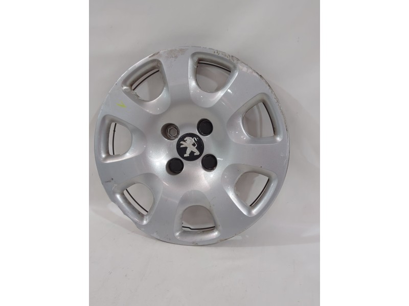 Recambio de tapacubos para peugeot partner furgoneta/monovolumen 1.6 hdi 90 referencia OEM IAM 9675488377  