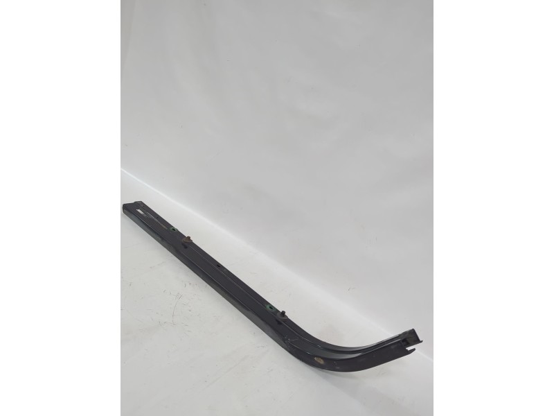 Recambio de guia puerta para peugeot partner furgoneta/monovolumen 1.6 hdi 90 referencia OEM IAM 9684585580E  
