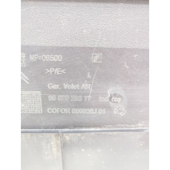 Recambio de guarnecido porton trasero para peugeot partner furgoneta/monovolumen 1.6 hdi 90 referencia OEM IAM 9682028377  