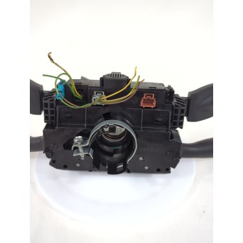 Recambio de mando multifuncion para peugeot partner furgoneta/monovolumen 1.6 hdi 90 referencia OEM IAM 98062240XT  