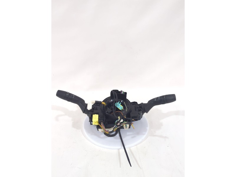 Recambio de mando multifuncion para toyota yaris cross (mxp_) 1.5 hybrid (mxpj10) referencia OEM IAM 89245k0020  