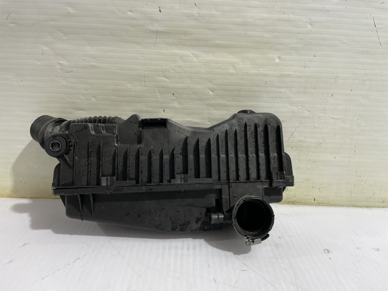 Recambio de caja filtro aire para citroën c4 sedan collection referencia OEM IAM M02019C150 / 9654687880  