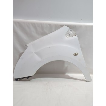 ALETA DELANTERA IZQUIERDA 7840W2 