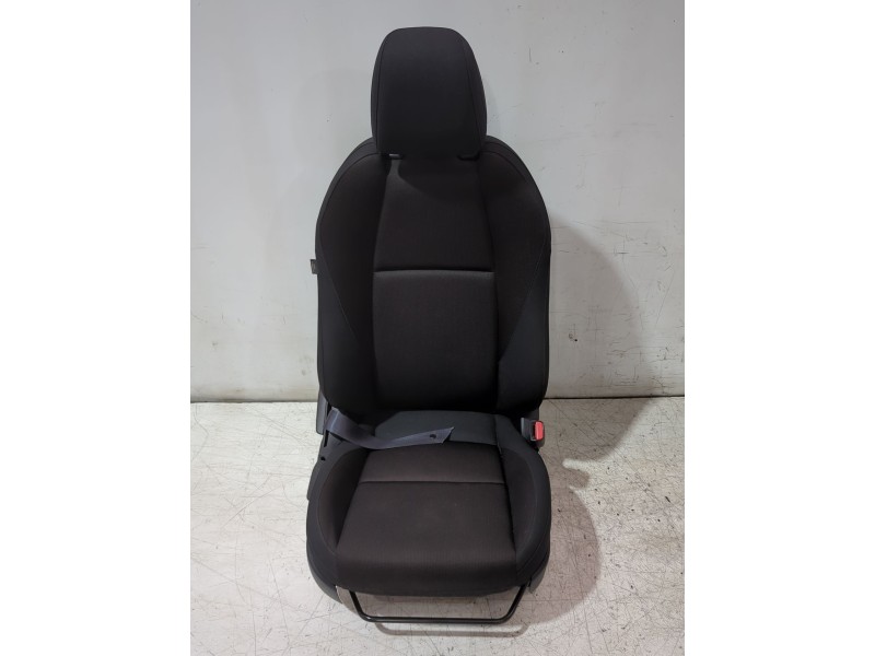 Recambio de asiento delantero derecho para mazda 3 hatchback (bp) skyactiv-x m hybrid awd (bp2h) referencia OEM IAM   