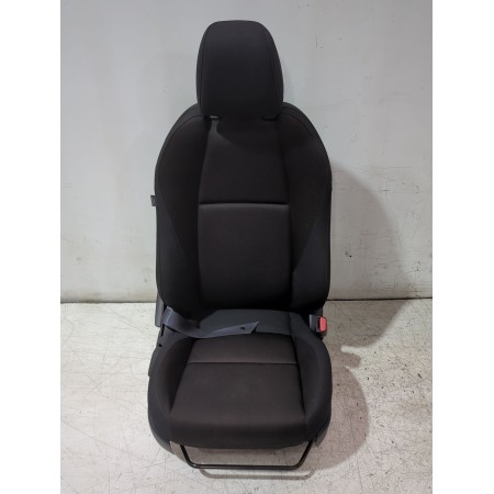 Recambio de asiento delantero derecho para mazda 3 hatchback (bp) skyactiv-x m hybrid awd (bp2h) referencia OEM IAM   