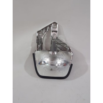Recambio de piloto trasero central para toyota avensis (_t25_) 1.8 (zzt251_) referencia OEM IAM 8157005080  
