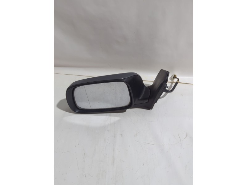 Recambio de retrovisor izquierdo para toyota avensis (_t25_) 1.8 (zzt251_) referencia OEM IAM E11015829  