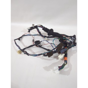 Recambio de cableado puerta para toyota avensis (_t25_) 1.8 (zzt251_) referencia OEM IAM 8215205480  