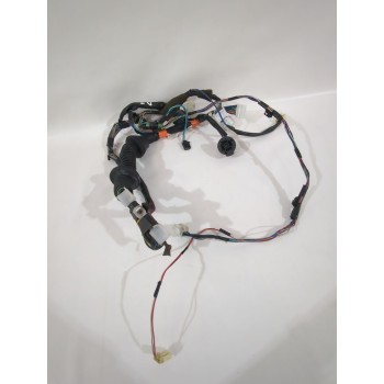 Recambio de cableado puerta para toyota avensis (_t25_) 1.8 (zzt251_) referencia OEM IAM 8215205480  