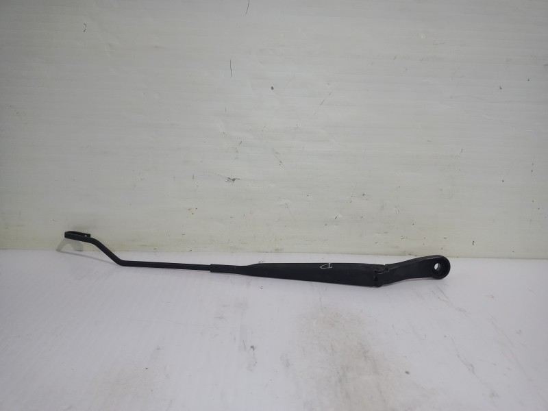 Recambio de brazo limpia delantero derecho para nissan micra (k12e) acenta referencia OEM IAM 28886AX702  