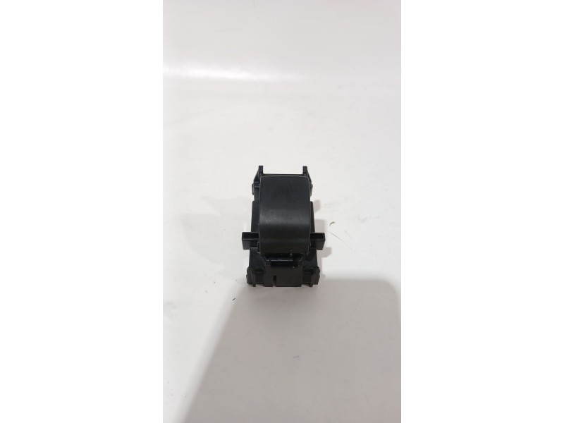 Recambio de mando elevalunas trasero derecho para toyota yaris cross (mxp_) 1.5 hybrid (mxpj10) referencia OEM IAM 8481002260  