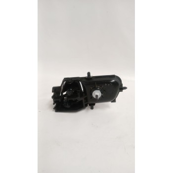 Recambio de maneta interior trasera derecha para toyota yaris cross (mxp_) 1.5 hybrid (mxpj10) referencia OEM IAM 69205K0050C  