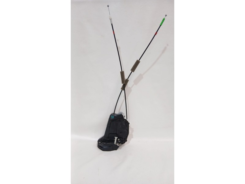 Recambio de cerradura puerta trasera derecha para toyota yaris cross (mxp_) 1.5 hybrid (mxpj10) referencia OEM IAM 69050K0030  