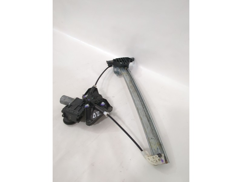 Recambio de elevalunas delantero izquierdo para toyota yaris cross (mxp_) 1.5 hybrid (mxpj10) referencia OEM IAM 698200D590  