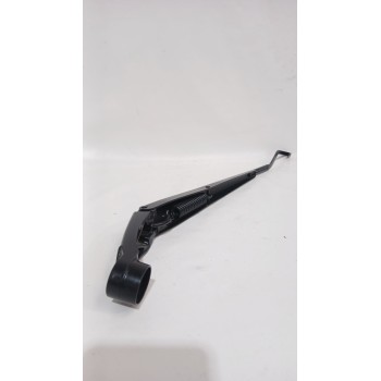 Recambio de brazo limpia delantero izquierdo para toyota yaris cross (mxp_) 1.5 hybrid (mxpj10) referencia OEM IAM 852210D240  