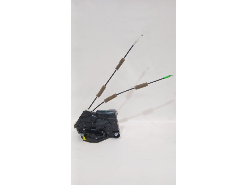 Recambio de cerradura puerta delantera izquierda para toyota yaris cross (mxp_) 1.5 hybrid (mxpj10) referencia OEM IAM 69040K004