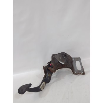 Recambio de pedal embrague para peugeot partner furgoneta/monovolumen 1.6 hdi 90 referencia OEM IAM 2127FJ  