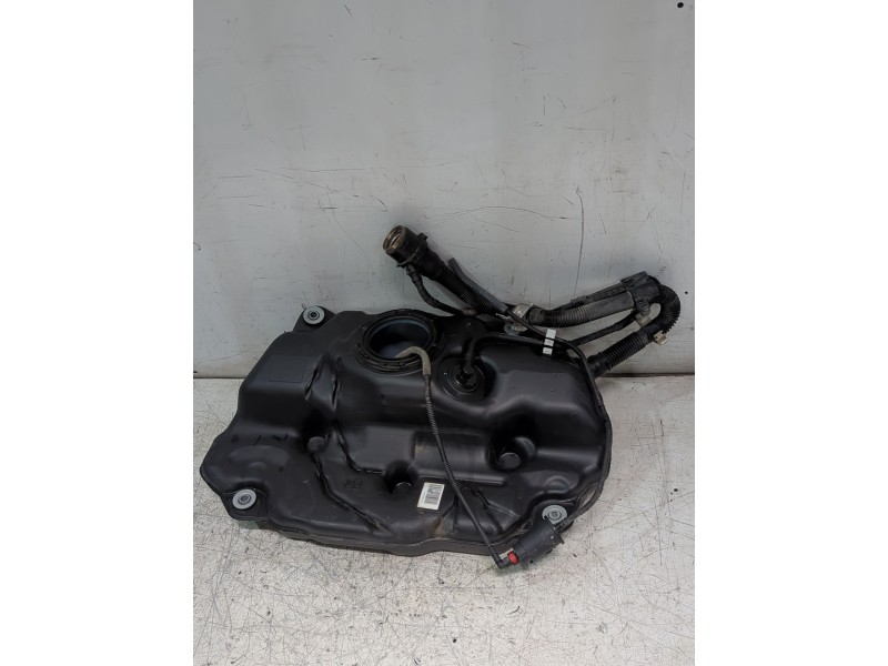 Recambio de deposito combustible para toyota yaris cross (mxp_) 1.5 hybrid (mxpj10) referencia OEM IAM 770010D500  