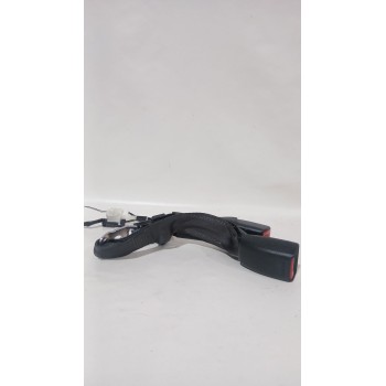 Recambio de enganche cinturon trasero central para lexus ct (zwa10_) 200h (zwa10_) referencia OEM IAM E063002  
