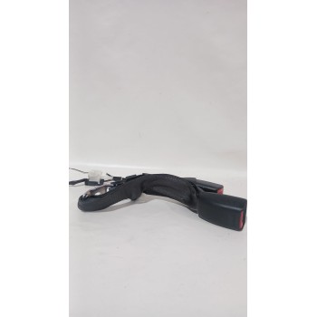 Recambio de enganche cinturon trasero central para lexus ct (zwa10_) 200h (zwa10_) referencia OEM IAM E063002  