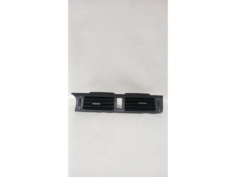 Recambio de rejilla aireadora para lexus ct (zwa10_) 200h (zwa10_) referencia OEM IAM 5567076010  