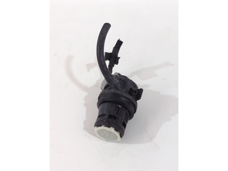 Recambio de bomba limpia para lexus ct (zwa10_) 200h (zwa10_) referencia OEM IAM 8533060180  
