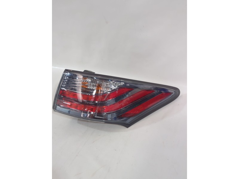 Recambio de piloto trasero derecho para lexus ct (zwa10_) 200h (zwa10_) referencia OEM IAM 8155176020  