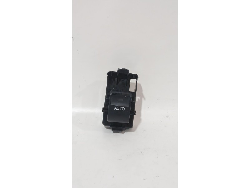 Recambio de mando elevalunas trasero derecho para lexus ct (zwa10_) 200h (zwa10_) referencia OEM IAM 8481033120  