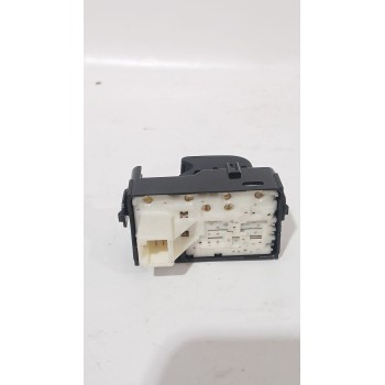 Recambio de mando elevalunas trasero derecho para lexus ct (zwa10_) 200h (zwa10_) referencia OEM IAM 8481033120  