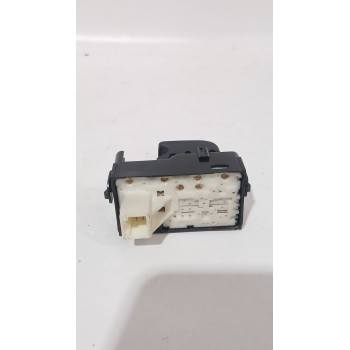 Recambio de mando elevalunas trasero izquierdo para lexus ct (zwa10_) 200h (zwa10_) referencia OEM IAM 8481033120  