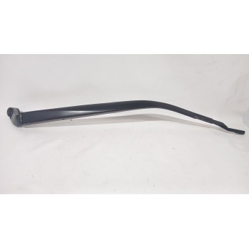 BRAZO LIMPIA DELANTERO DERECHO 8521176030 