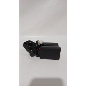 Recambio de enganche cinturon trasero izquierdo para ssangyong tivoli 1.5 referencia OEM IAM 7565035100LBH  