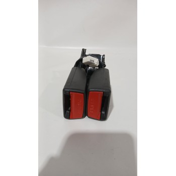 Recambio de enganche cinturon trasero izquierdo para ssangyong tivoli 1.5 referencia OEM IAM 7565035100LBH  