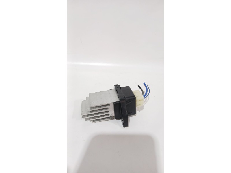Recambio de resistencia calefaccion para ssangyong tivoli 1.5 referencia OEM IAM KPT20A1Y1SP426139  