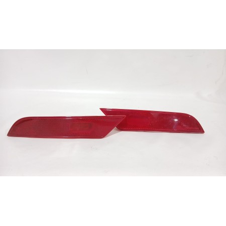 Recambio de reflector para ssangyong tivoli 1.5 referencia OEM IAM 8390135900/ 8390235900  