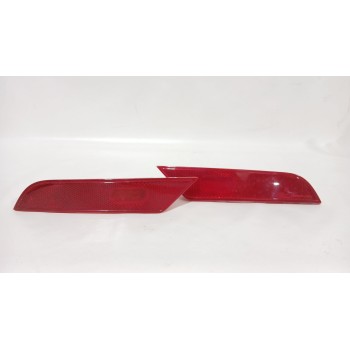 Recambio de reflector para ssangyong tivoli 1.5 referencia OEM IAM 8390135900/ 8390235900  