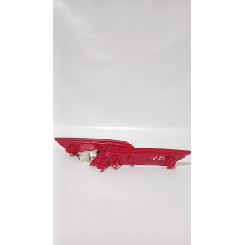 Recambio de reflector para ssangyong tivoli 1.5 referencia OEM IAM 8390135900/ 8390235900  