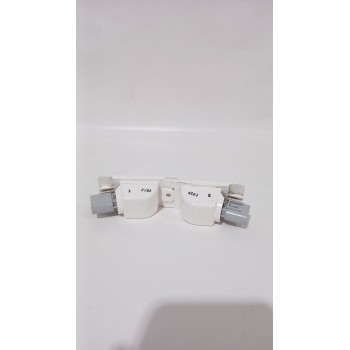 Recambio de piloto matricula para ssangyong tivoli 1.5 referencia OEM IAM 8384035000  