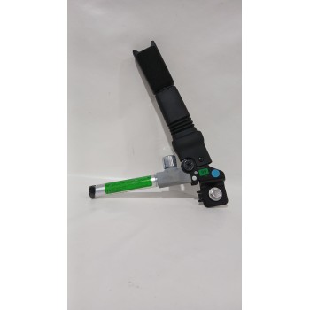 Recambio de enganche cinturon delantero derecho para ssangyong tivoli 1.5 referencia OEM IAM 7466235000LBH  