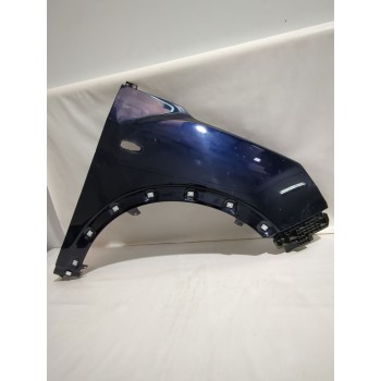 Recambio de aleta delantera derecha para ssangyong tivoli 1.5 referencia OEM IAM 5182135010  